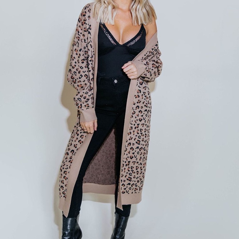 Kittenish Wild child leopard duster, size S. NWOT